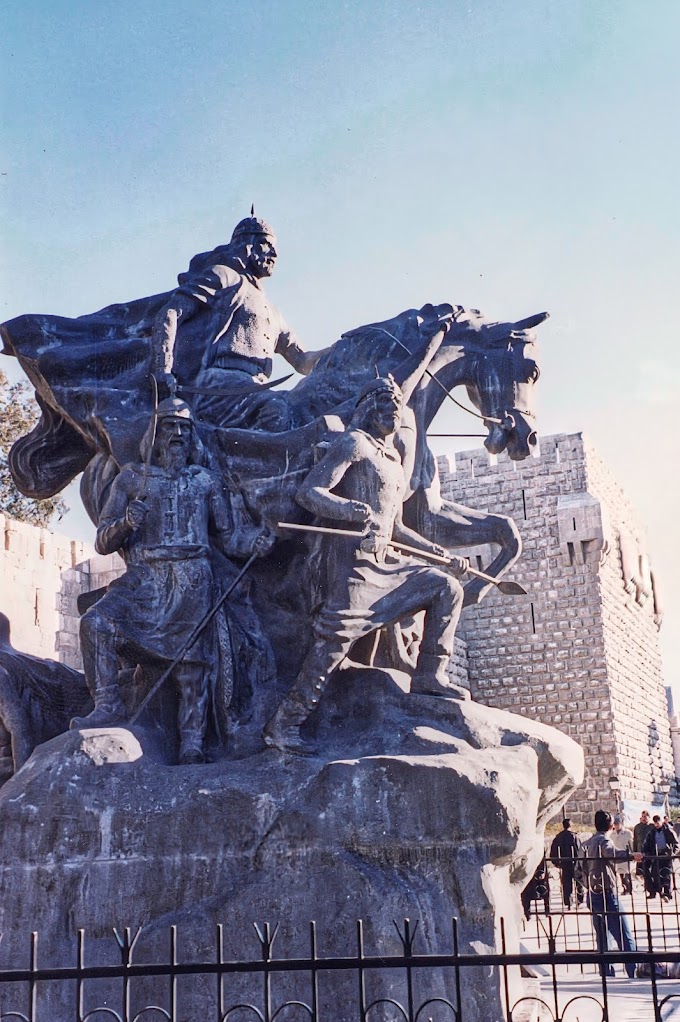 Photo Stories: Statue of Saladin, Damascus, Syria