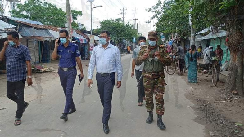  উপজেলা প্রশাসন,পুলিশ প্রশাসন ও সেনাবাহিনীর যৌথভাবে মোবাইল কোর্ট পরিচালনা