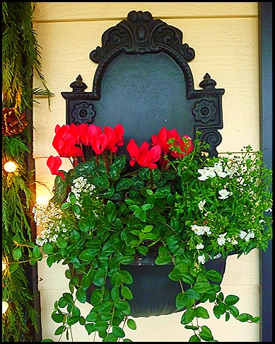 christmas porch 2010 014