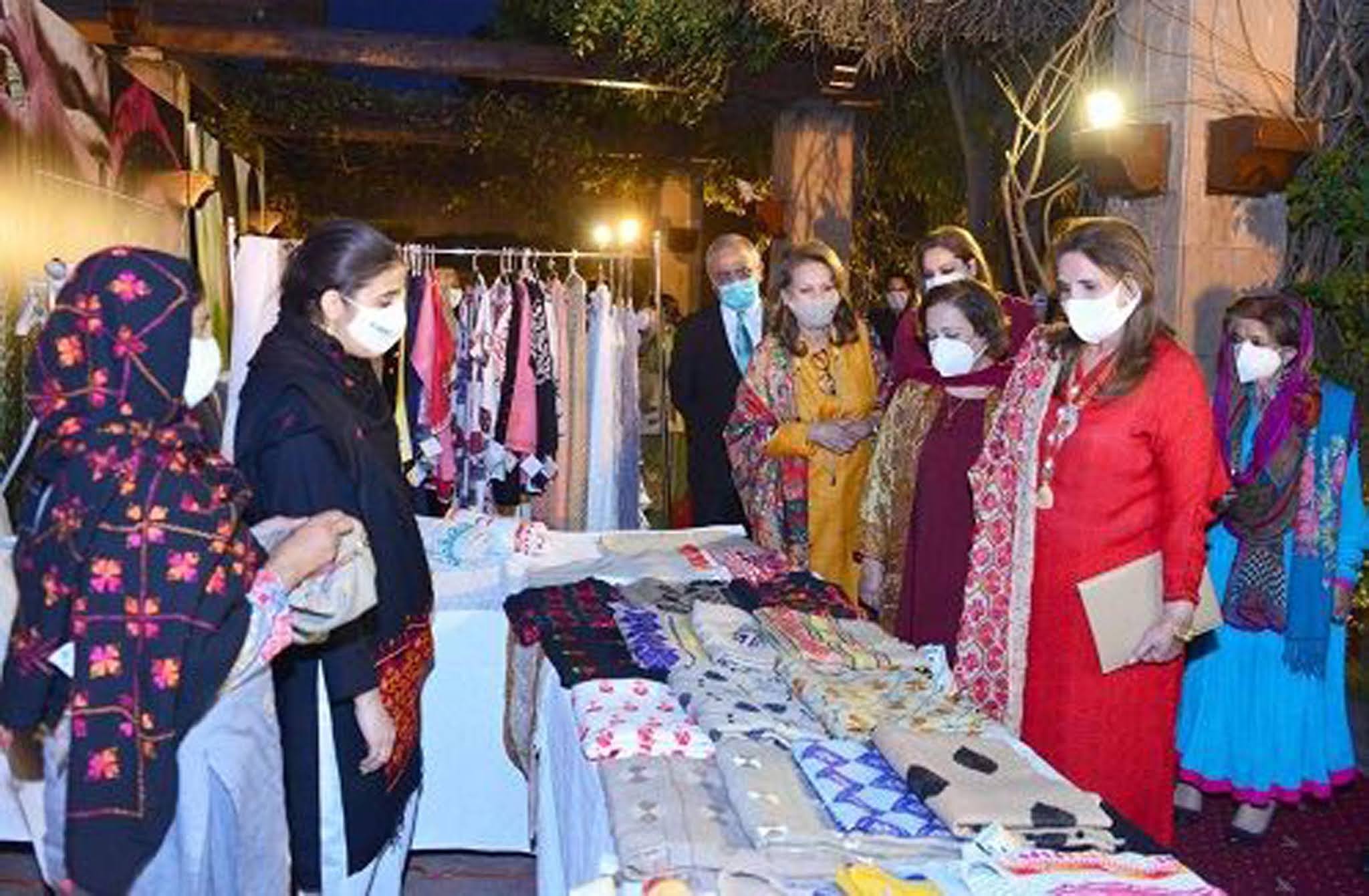 Crafts extravaganza at Islamabad Serena Hotel