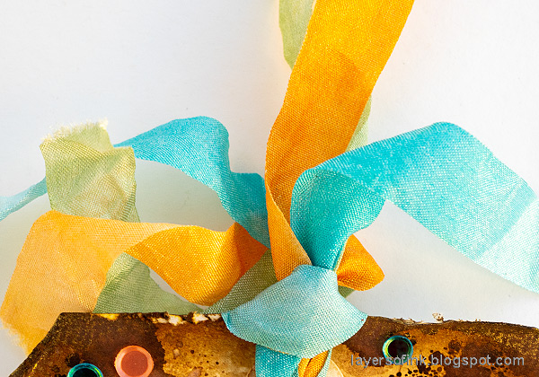 Layers of ink - Autumn tag tutorial by Anna-Karin Evaldsson. Ribbon dyed.