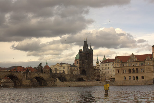 Фото с прогулочного катера, Прага, Чехия.