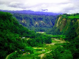 Tempat Wisata di Sumatra Barat, Keindahan Alam dan Sejarah Jadi Satu