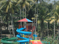 Wisata Waterpark Pikatan Temanggung,Sensasi Berenang Di Mata Air Pegunungan Asli !