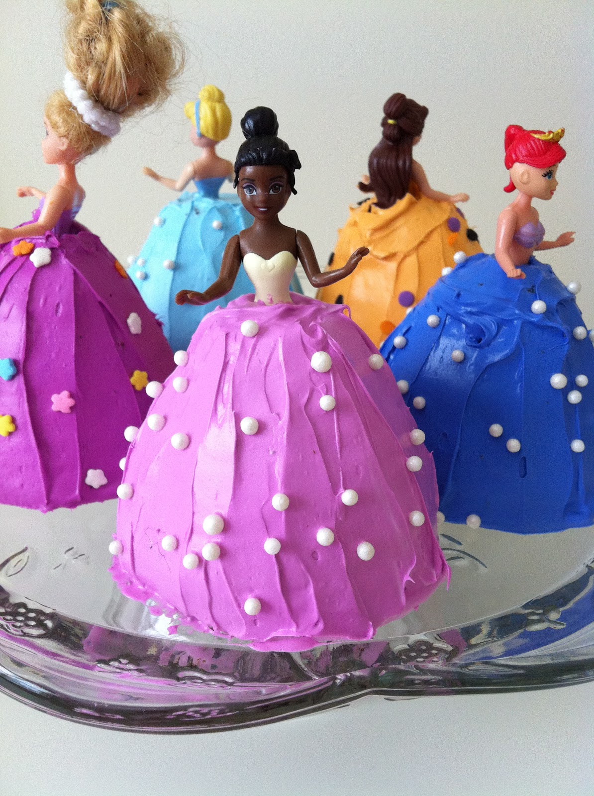 Mini Princess Cakes  Charisa Darling