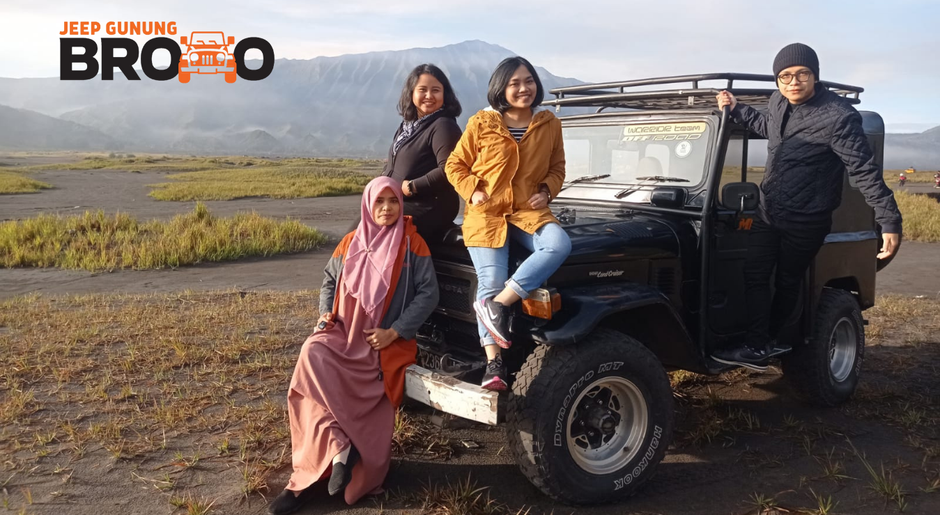 sewa jeep wisata gunung Bromo kota batu