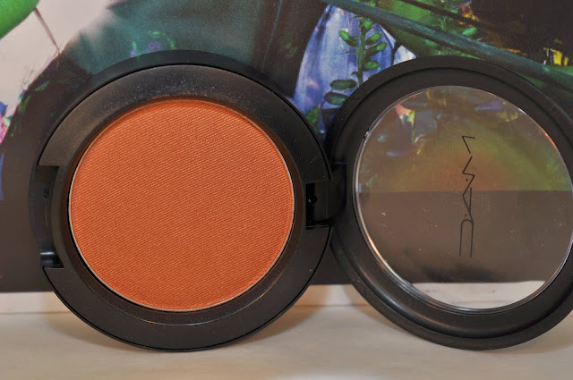 MAC powder blush in Worldly Wealth