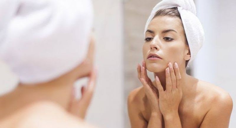 5 Dampak Buruk Skincare Ketika Terbiasa Pakai Lalu Berhenti