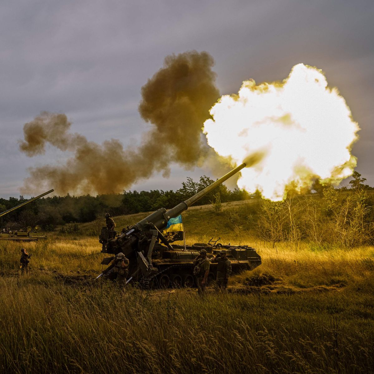 Нападение 30. 2с7 пион. Артиллерия ВСУ на Донбассе. Украинские войска.