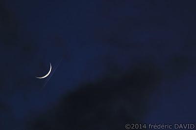 ciel croisant Lune étoile nuit avion Seine-et-Marne