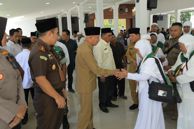 Bupati Lepas 63 Jamaah Calon Haji Asal Kabupaten Asahan Tahun 2023 M Tahap ke-II