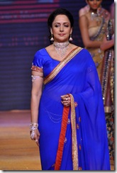 hema-malini-ramp-walk photo