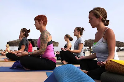 सुबह योग करने के फायदे क्या है | Subah Yoga Karne Ke Fayde In Hindi