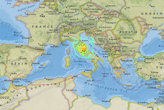 http://www.parapolitika.gr/article/386477/seismologoi-den-syndeetai-o-seismos-stin-italia-me-tin-ellada