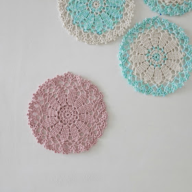 ByHaafner, crochet, doily, pastel