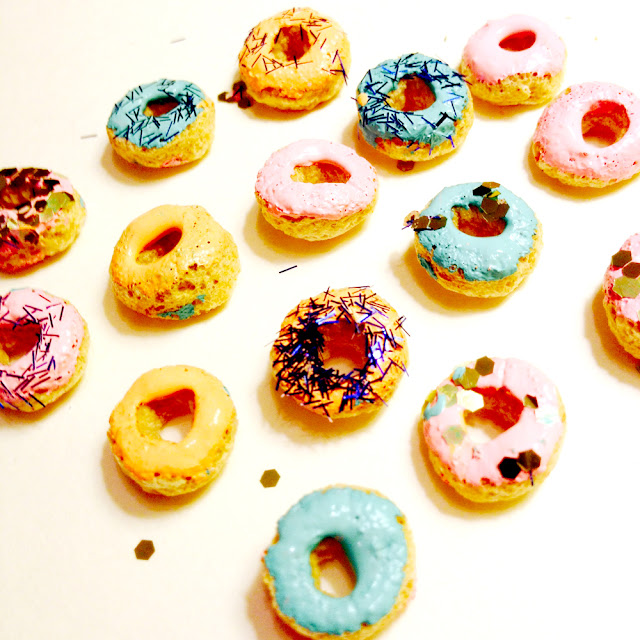 How to Make Fairy Donuts | Linzer Lane | Miniature Food Tutorial