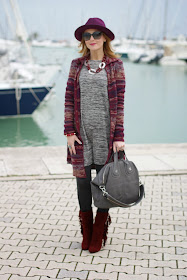 Jacquard coatigan, burgundy wool hat, suede fringe boots, Givenchy Nightingale bag, Fashion and Cookies, fashion blogger