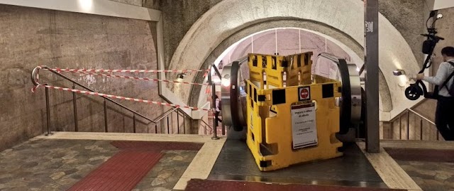 Storie di disagio quotidiano nella metro di Roma