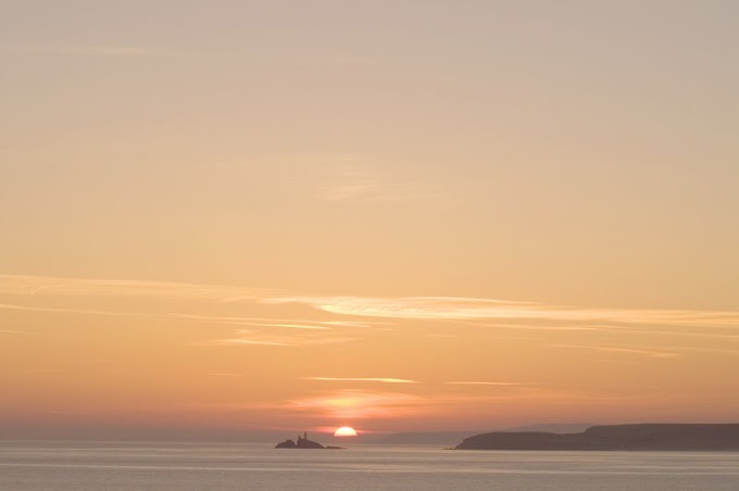 Cool Cornwall Sunrise - Pictures