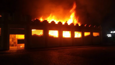 Incêndio destrói mercado de Artes em Ipirá