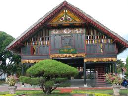 Rumah Krong Bade (Nanggroe Aceh Darussalam)