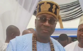 oba of lagos threatens the igbos throwing them in the lagoon