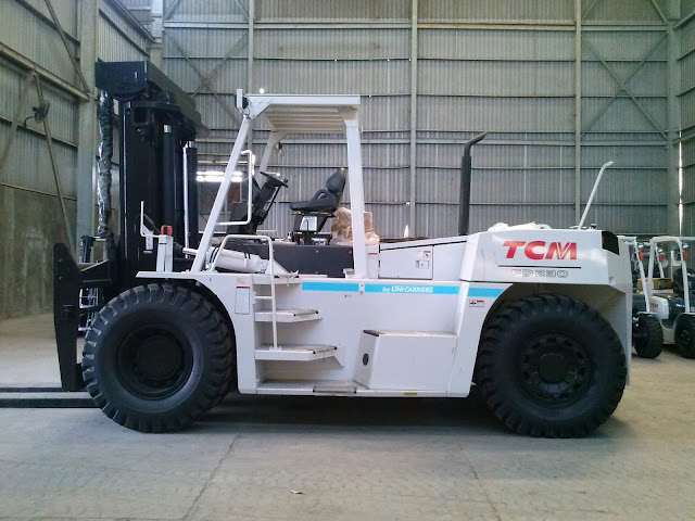 JUAL FORKLIFT 25 TON INDONESIA