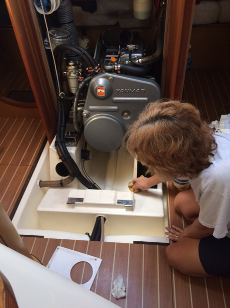 Mopping up water Jeanneau 45