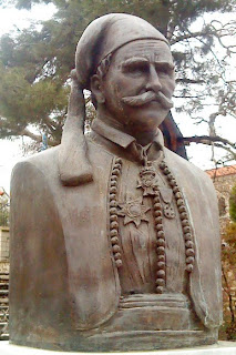 Προτομή του Βασίλειου Πετιμέζα