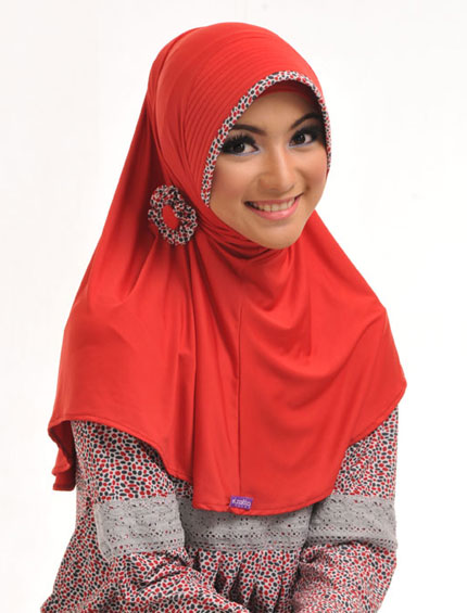 Model dan Gaya HIJAB ELZATTA Terbaru 2014