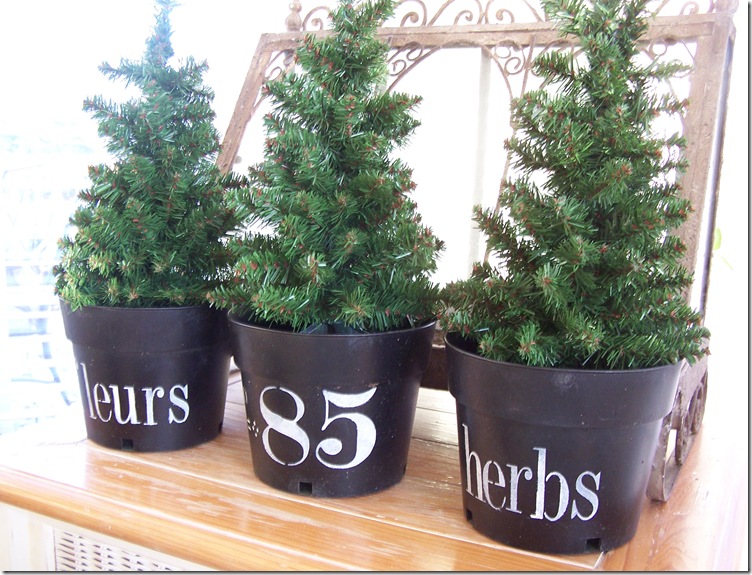 Christmas mini trees 008