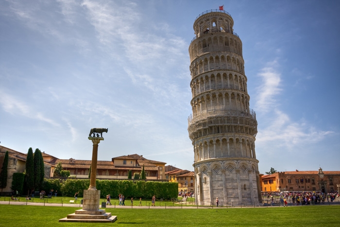10 Most Famous Buildings in the World