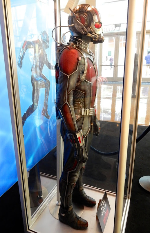 Paul Rudd AntMan costume