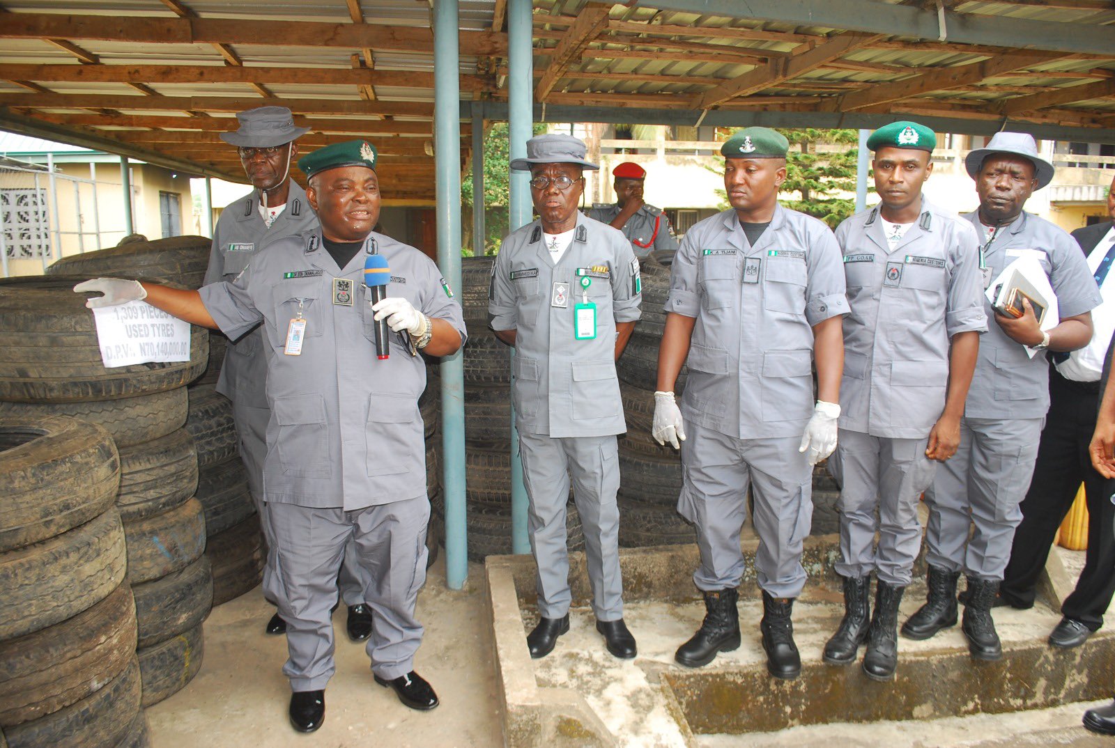 Nigeria Customs Oyo/Osun Command intercept fake drugs