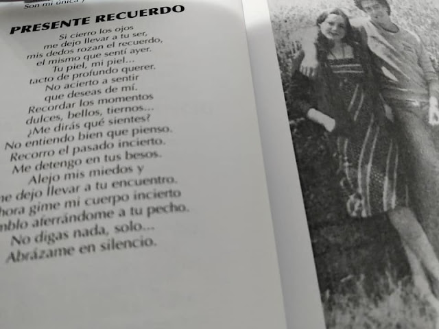 libro poesía amor  recuerdo ojos rozar abrazar