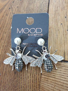 Mood bee earrings by Jon Richard