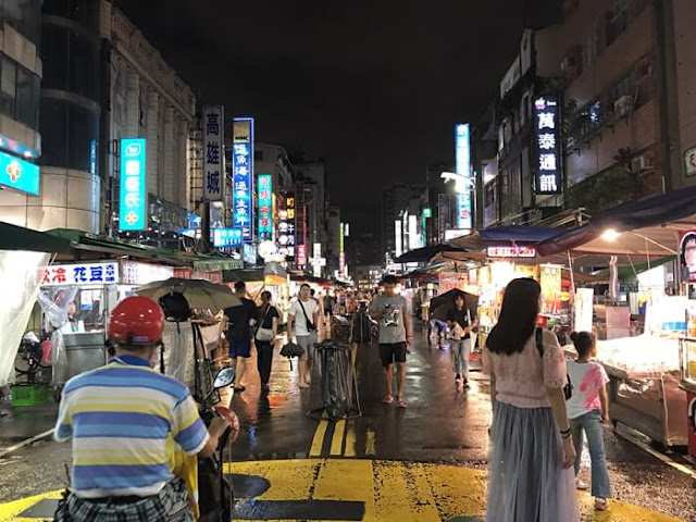 六合夜市