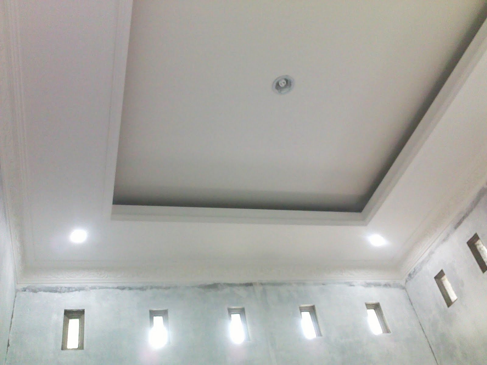 Model Dan Tipe Plafon Drop Ceiling Gypsum Kayu Minimalis
