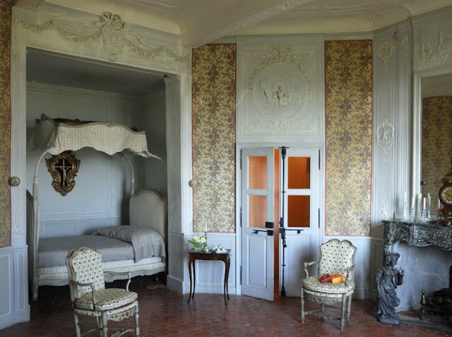 French Style Beds Could Very Well Make or Break Your Bedrooms Interior Design