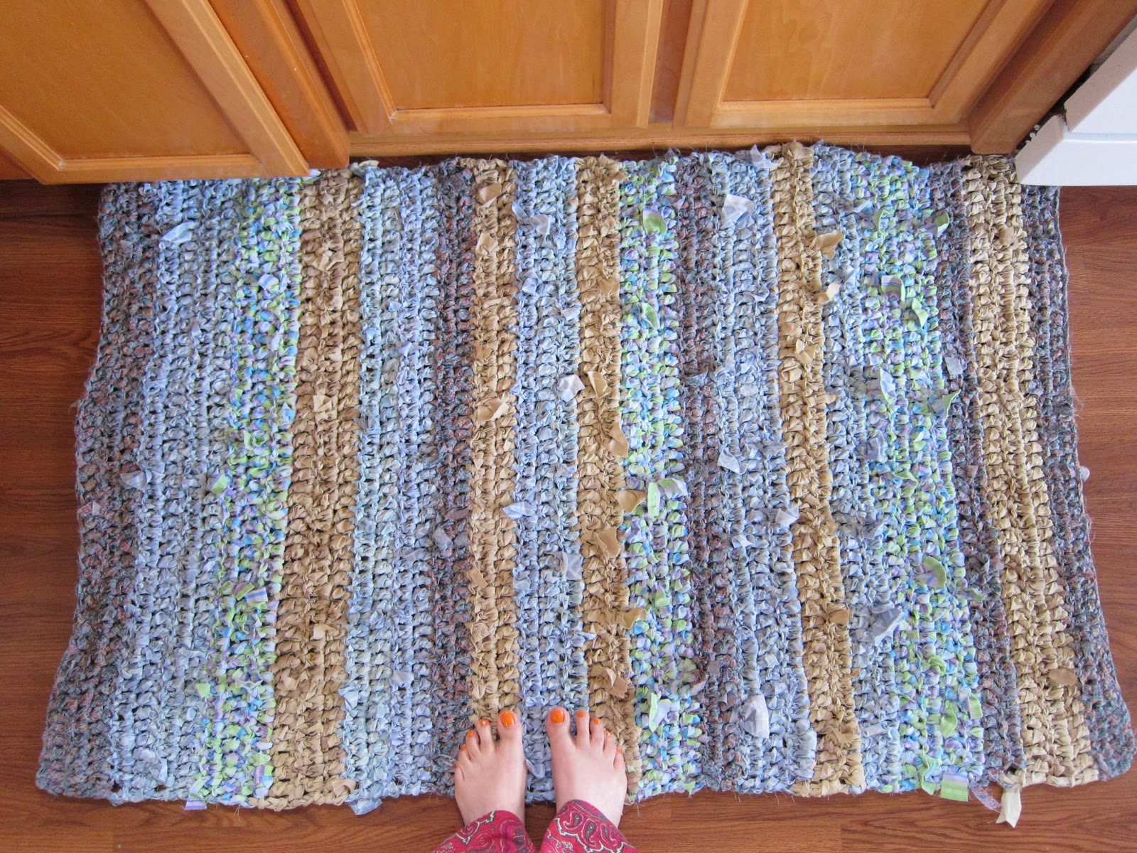 Download Thinking Out Loud: Making a Rag Rug from Old Sheets