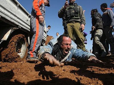 Palestinian worker