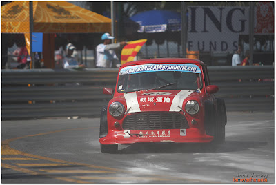 Classic Car MINI Racing