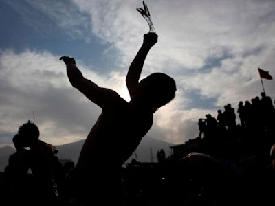 FOTO RITUAL BERDARAH KAUM SYIAH AFGANISTAN