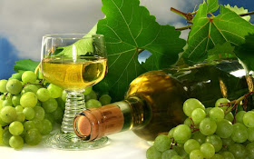 grape-cluster-wine-bottle-hd