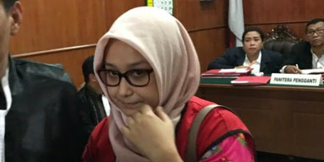 CERITA MENGENASKAN WANITA CANTIK YANG JEBOL CIMB DEMI SANG SUAMI