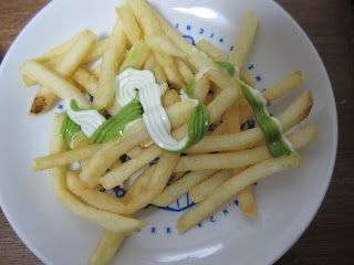 McDonald's Fries and Verde Dispenser Pack Matcha & Milk Cream