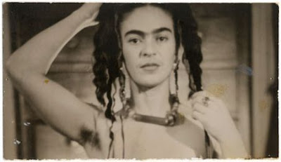 Frida Kahlo door Julien Levy, circa 1938