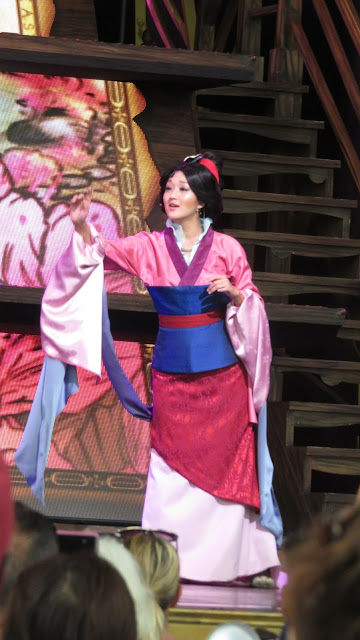 Mulan Sings Reflection Mickey and the Magical Map Disneyland