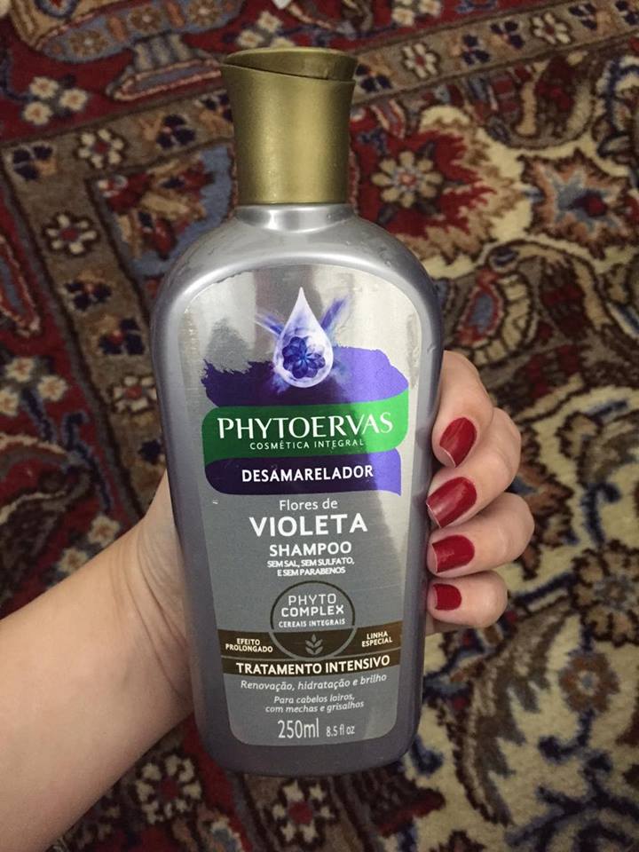 Testes da Loira: Shampoo Desamarelador Phytoervas Flores de Violeta