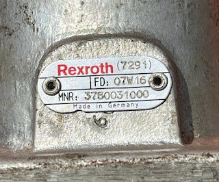 Rexroth MNR: 3750031000 new valve- Made in Germany, we have for sale e-mail: idealdieselsn@hotmail.com (main)              idealdieselsn@gmail.com (cc)